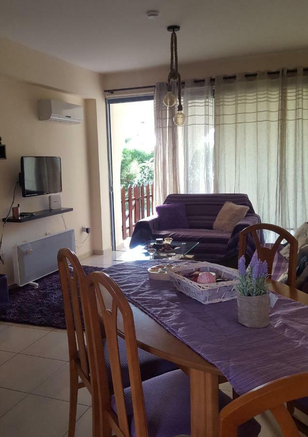 Abitare Cosy Apartment Paphos Exterior foto